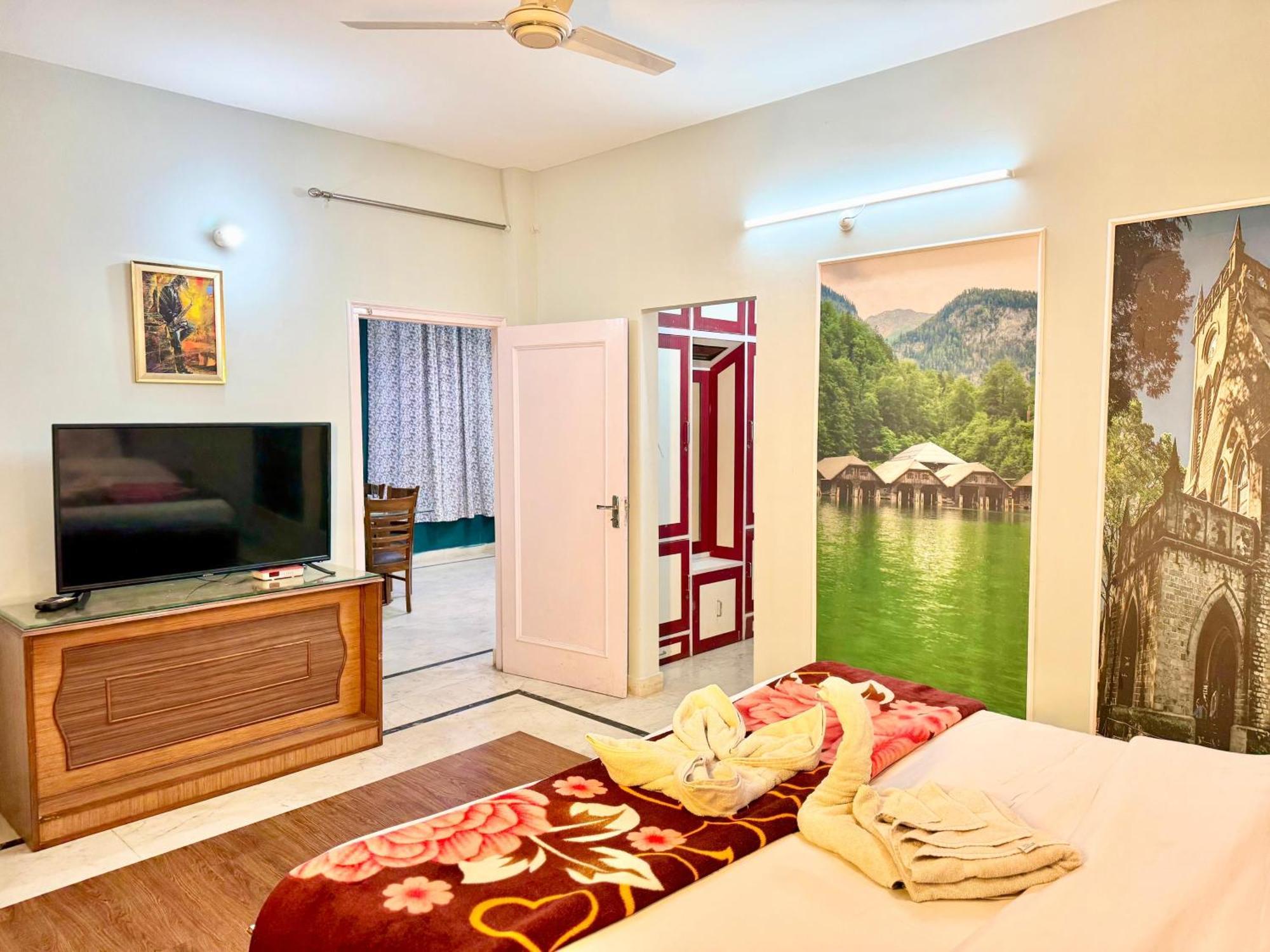 Family Suit Kasauli Exterior foto